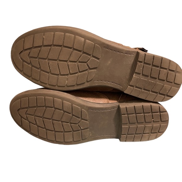 Cliffs by White Mountain Booties -size 8.5 - Picture 5 of 7